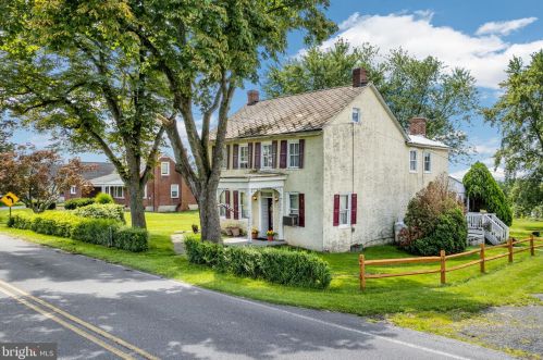 1908 Hoffmansville Rd, Frederick, PA 19435-9719