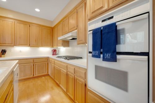 1409 Birdie Dr, Windsor CA  95492-8717 exterior