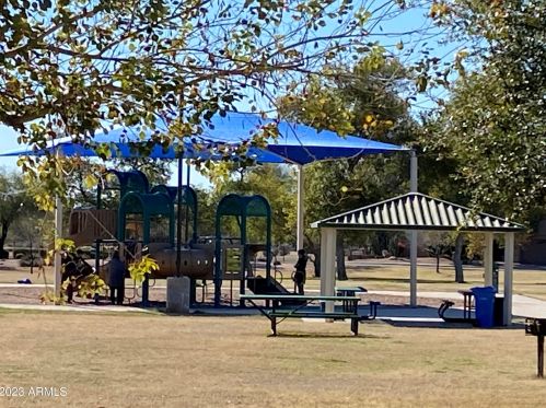 6433 Beck Ln, Scottsdale AZ  85254-2005 exterior