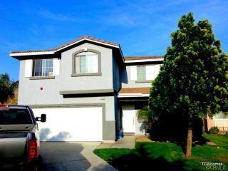 7131 Marysville Pl, Fontana, CA 92336-2951