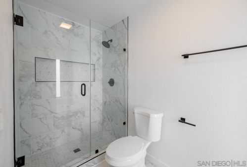 3775 Carnegie Dr, Oceanside CA  92056-6321 exterior