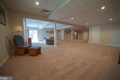 17 Maple Ln, Glen Mills PA  19342-2250 exterior