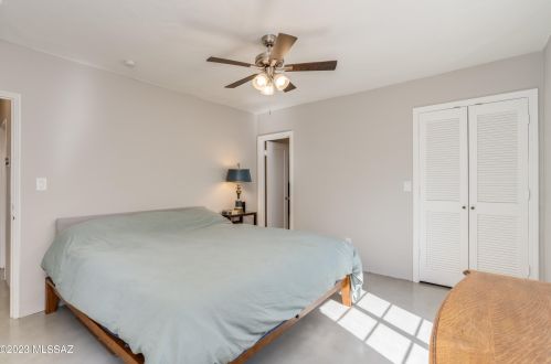 221 Calle De Jardin, Tucson AZ  85711-3406 exterior