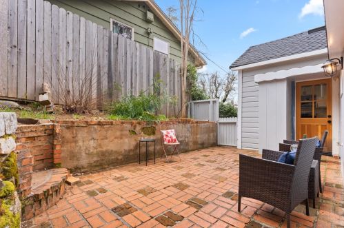 321 Race St, Grass Valley CA  95945-7328 exterior