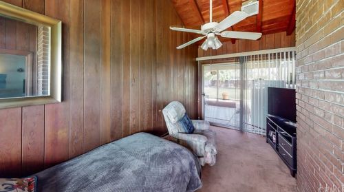 9233 Myron St, Pico Rivera CA  90660-5246 exterior