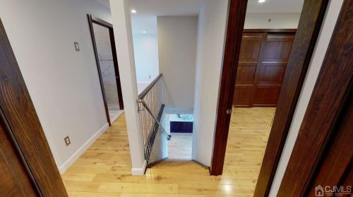 33 Berkshire Rd, Old Bridge NJ  08857-1601 exterior