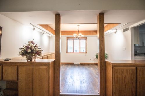 2424 Parnell Ave, Milwaukee WI 53221-4253 exterior