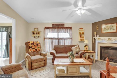 111 Allison Pl, Blandon PA  19510-9486 exterior