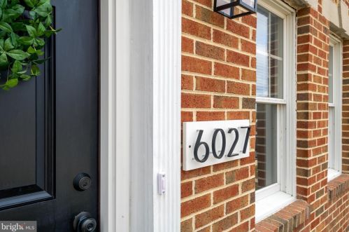 6027 Meade Ct, Harrisburg PA  17112-8546 exterior