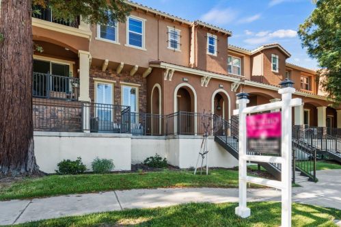 2221 Samaritan Dr, San Jose, CA 95124-4413