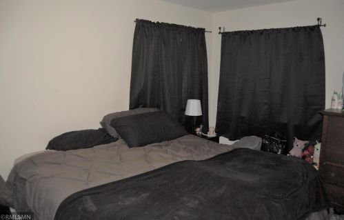 4559 Douglas Dr, Minneapolis MN 55422-1033 exterior