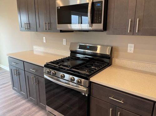 1703 Canterbury Dr, Imperial PA  15126-9186 exterior