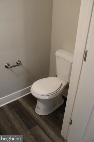 9085 James Madison Pkwy, Owens VA  22485-4903 exterior