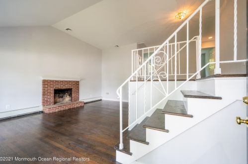 115 Bimbler Blvd, Tinton Falls, NJ 07712-4708