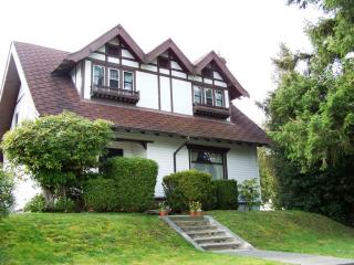 4202 Colby Ave, Everett, WA 98203-2312