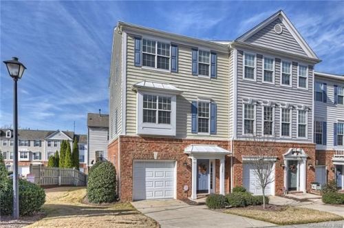 5324 Dockery Dr, Charlotte, NC 28209-3665