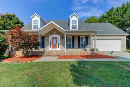 1871 Ridge Creek Ln, Knoxville, TN 37938-8997