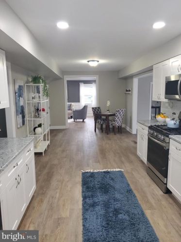 15 Holyoke Ln, Willingboro NJ  08046-1742 exterior