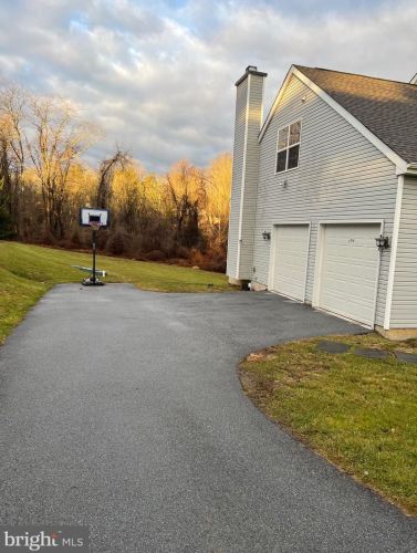 1 Constitution Dr, Chadds Ford, PA 19317-9403