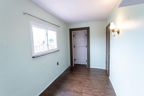 150 Lincoln Ave, Whitaker PA  15120-2330 exterior