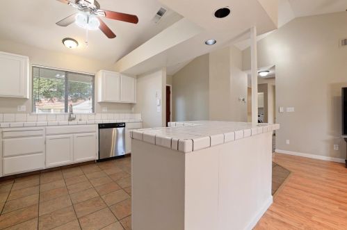 5204 Dolcetto Way, Salida CA  95368-9509 exterior