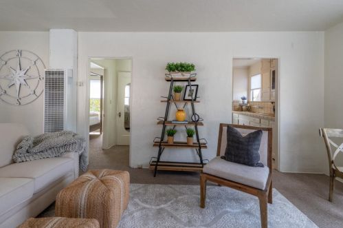 761 Sinex Ave, Del Monte Park, CA 93950-4051