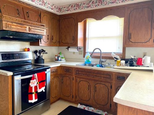 2536 Garden Park Ter, Green Bay, WI 54311-6744
