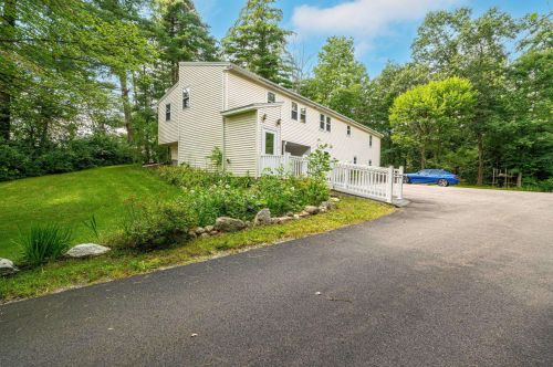 96 Litchfield Rd, Londonderry, NH 03053-2621