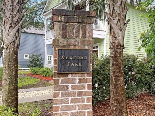 1121 Wexford Park, Mount Pleasant SC  29466-9388 exterior