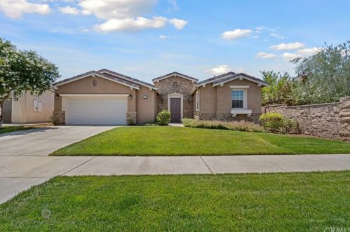 10107 Vale Royale Dr, Bakersfield, CA 93306-7583