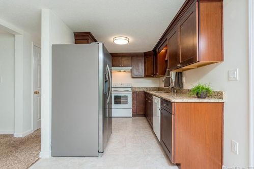 34 Juniper Ln, Norwich CT  06351-9119 exterior