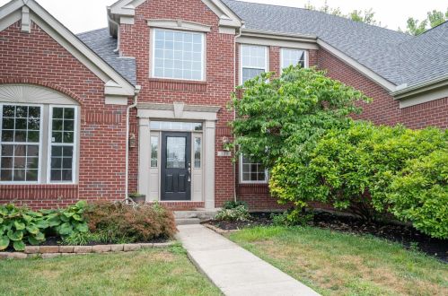 523 Conrad Dr, Cincinnati, OH 45231-4005
