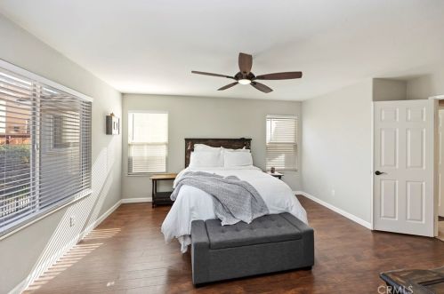 42056 Calabria Dr, Temecula CA  92591-5721 exterior