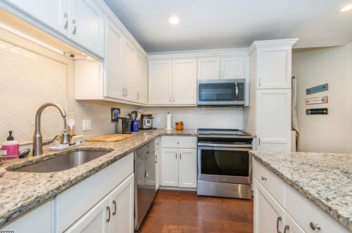 13 Harbor View Dr, Andover NJ  07821-4022 exterior