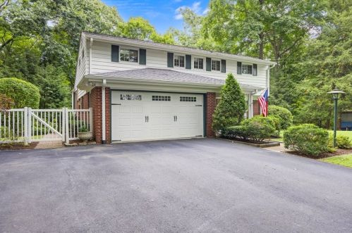 400 Kleiner Ct, Cheswick, PA 15024-2232