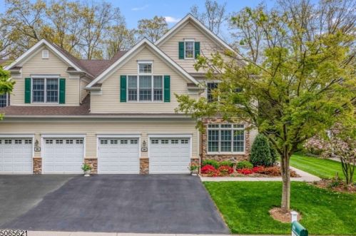 304 Farley Rd, White House Station, NJ 08889-5023