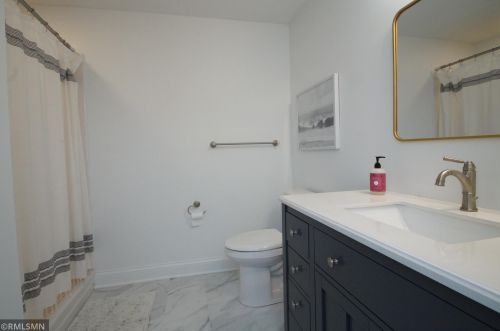 24363 Holm Oak Ave, Columbus MN  55025 exterior