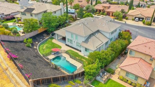 1781 Summer Cloud Ct, Folsom CA  95630-6249 exterior