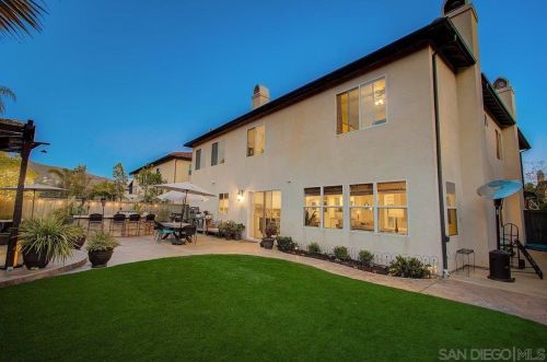 10220 Paseo De Linda, San Diego, CA 92127-2860