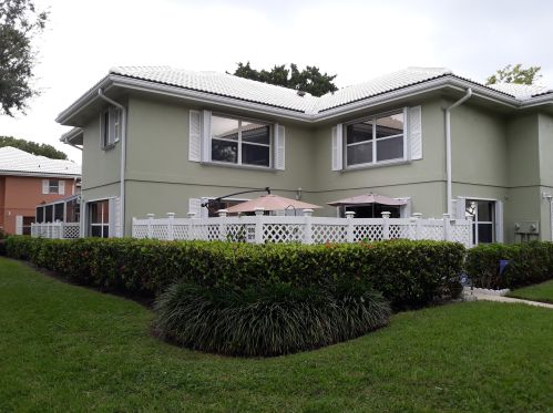 1811 Middleton Way, West Palm Beach, FL 33409-7516