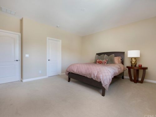 57 Volta Del Tintori St, Lake Elsinore CA  92532-0143 exterior