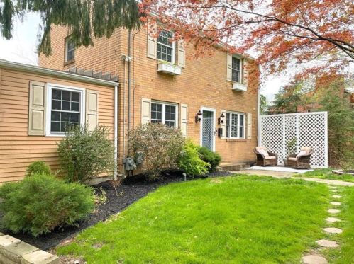 201 Earlwood Rd, Pittsburgh, PA 15235-1907