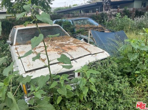 14822 Saticoy St, Van Nuys CA 91406-2436 exterior