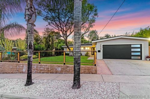 7920 Pat St, La Mesa, CA 91942-2548