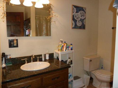 263 Willetts Ave, United States Coast Guard Ac CT  06320-3430 exterior