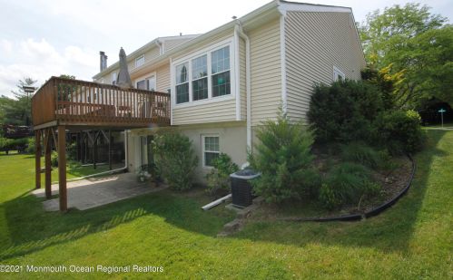 1 Redwood Dr, Tinton Falls NJ  07712-8711 exterior