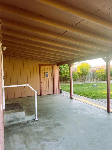 3643 Nevada Ave, Riverbank CA  95367-2913 exterior