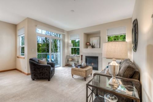 1855 Trossachs Blvd, Redmond WA  98075-5946 exterior
