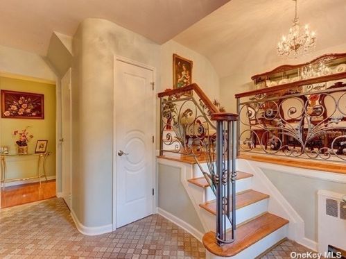 2534 Sawmill Rd, North Bellmore NY  11710-2319 exterior