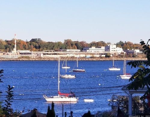 14 Thames St, United States Coast Guard Ac, CT 06320-4510
